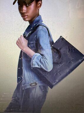 STUNNING NEW FASHION TOTE-Top Quality Leather with DUAL STRAPS (MM Size)!